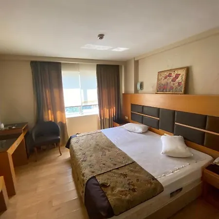 Pinar Elite Ξενοδοχείο 3*