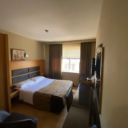 Pinar Elite Άδανα