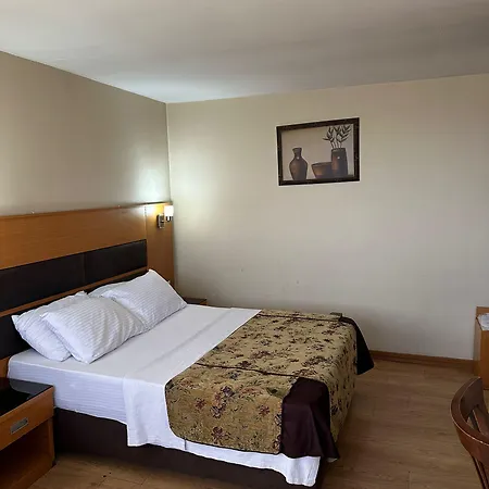 Pinar Elite Ξενοδοχείο 3*