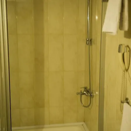 Hotel Ferhane 3*